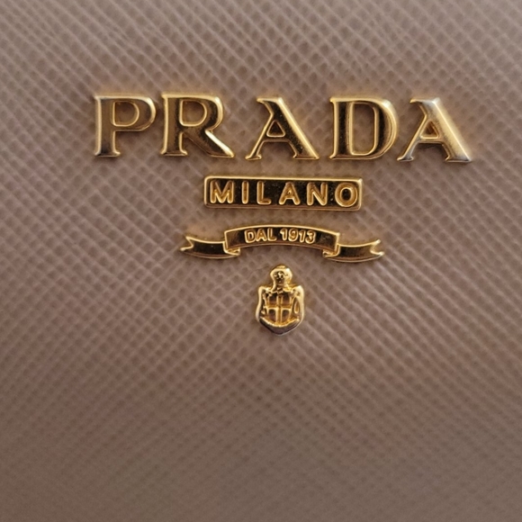 Prada Large Saffiano Wallet in Cammeo - Picture 7 of 8